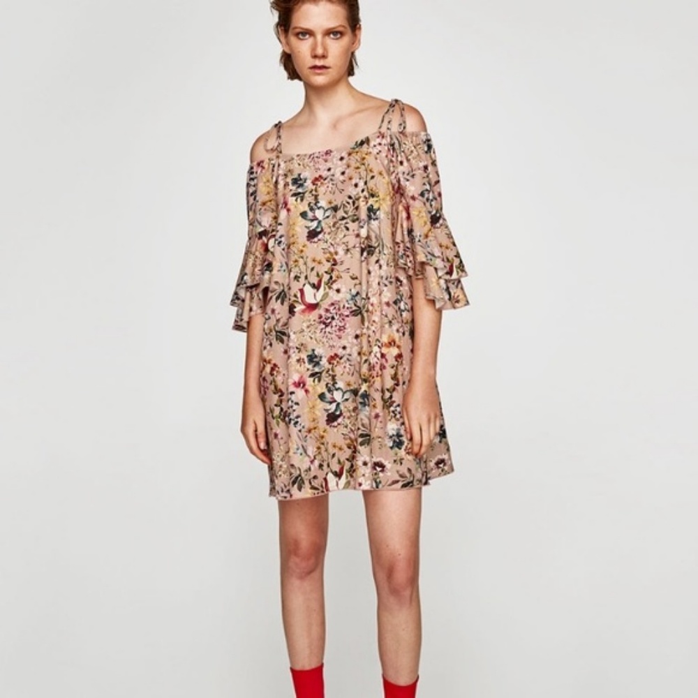 ZARA OFF THE SHOULDER & RUFFLE SLEEVE DRESS